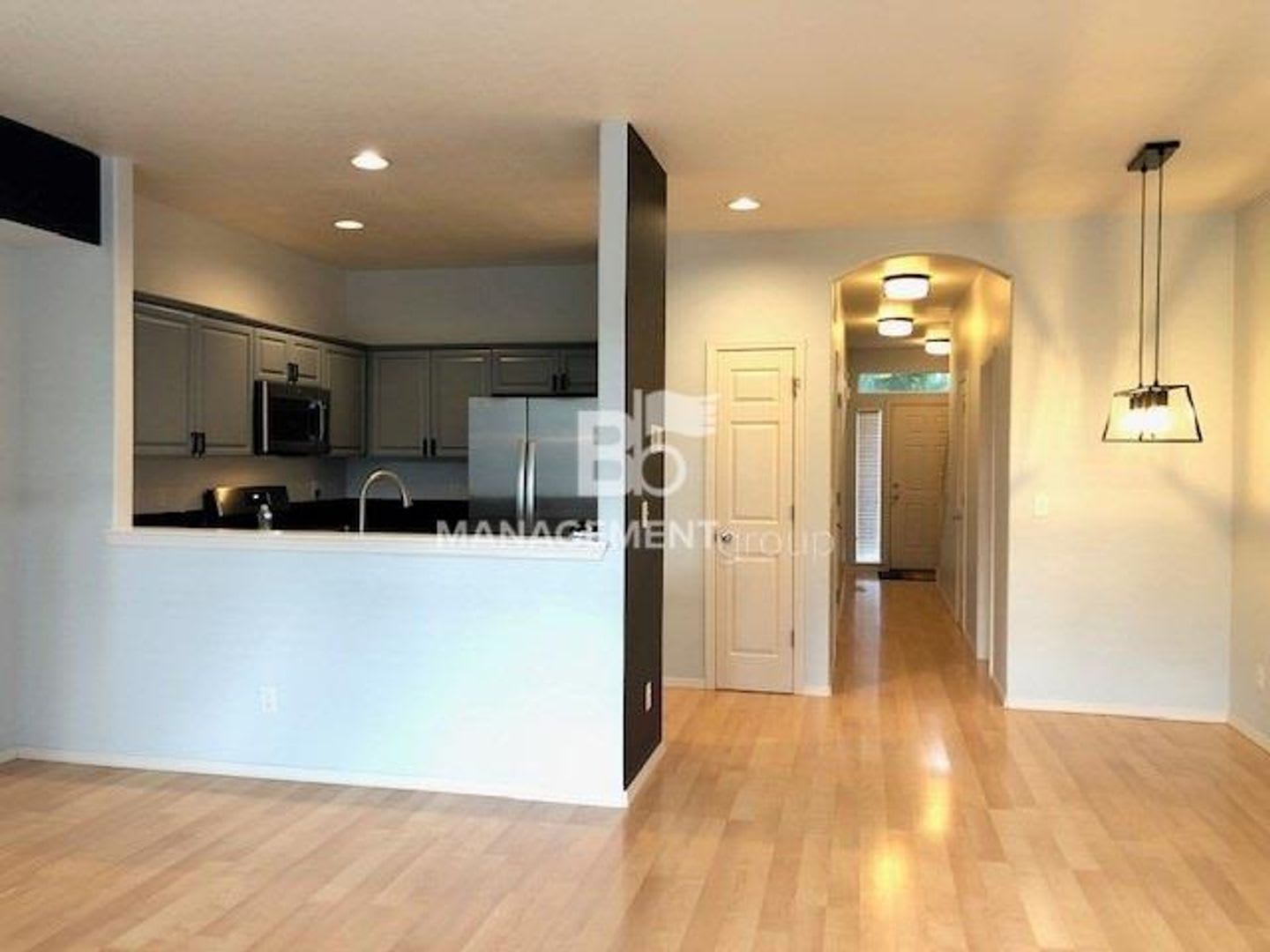 Updated Beaverton Townhome Close to Nike! Private Yard/Patio – photo 3