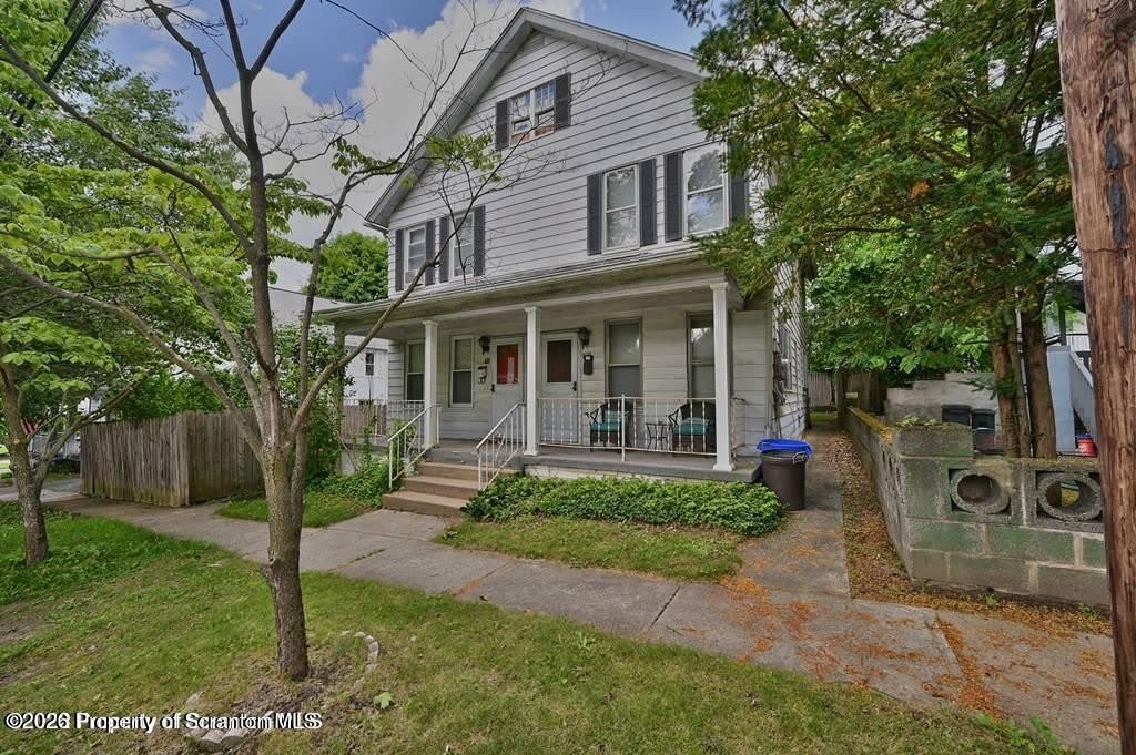 819 Delaware Street – photo 1