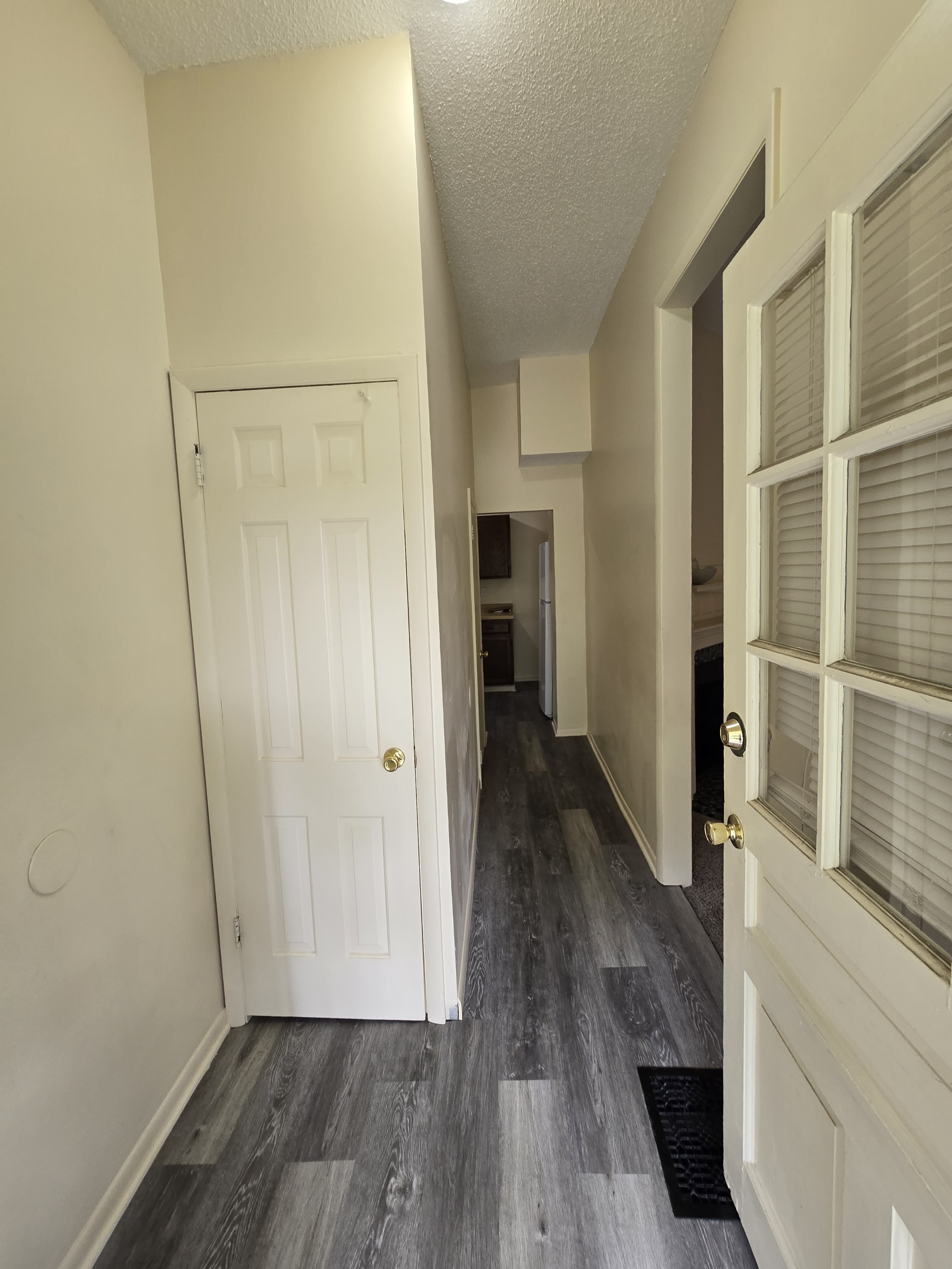 221 South Pleasant Street – photo 2