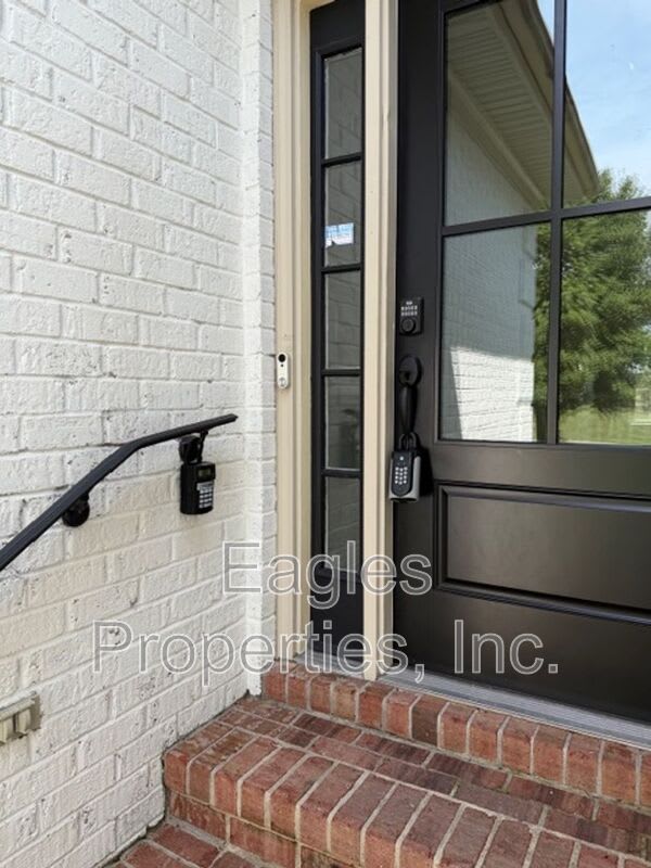 210 1 Creekside Dr – photo 2