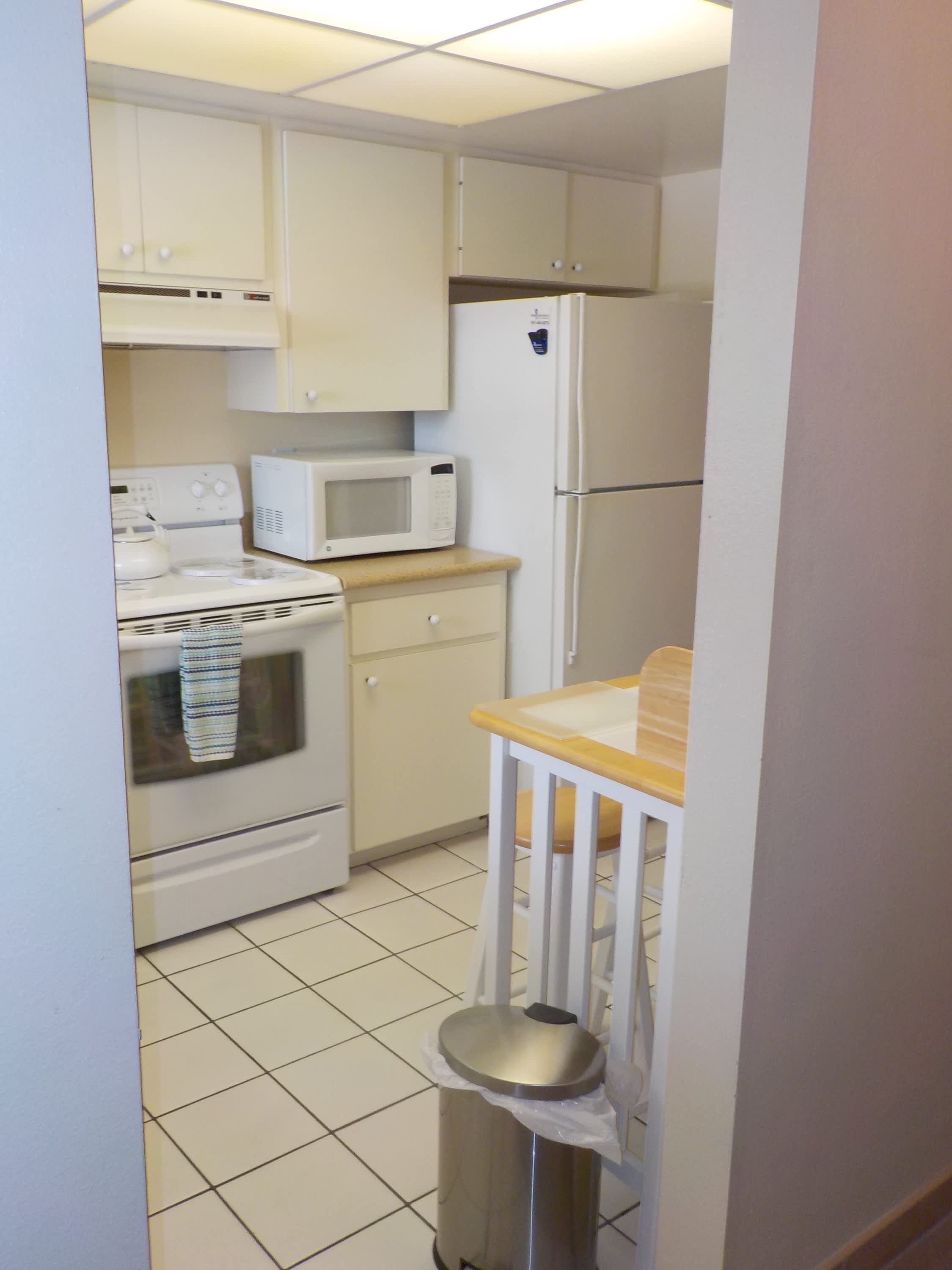 521 Parkdale Mews – photo 4