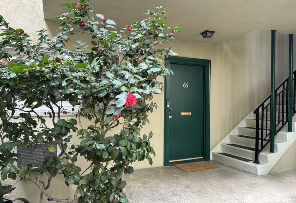 11138 Aqua Vista St 66 – photo 2