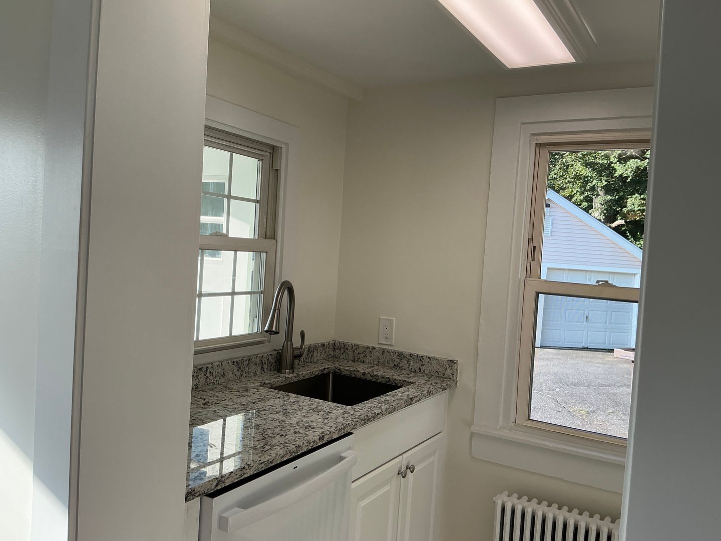 Completely remodeled 3-bedroom Home in Cromwell – photo 5