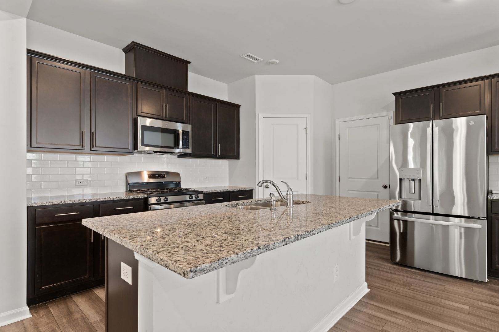 Beautiful 4-Bedroom Home Near Downtown Durham & RTP – photo 2