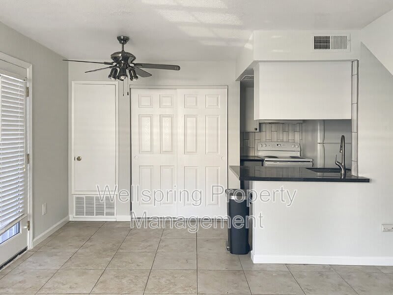 1529 Pyrenees Ave – photo 3