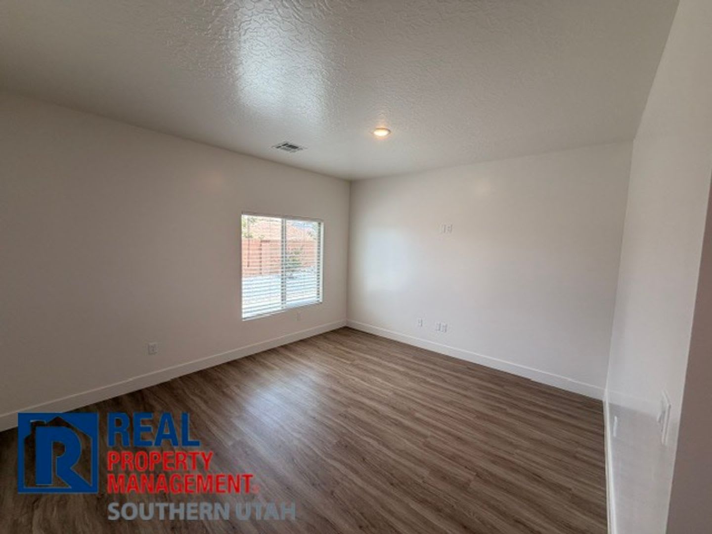 Townhome in South Desert – photo 4