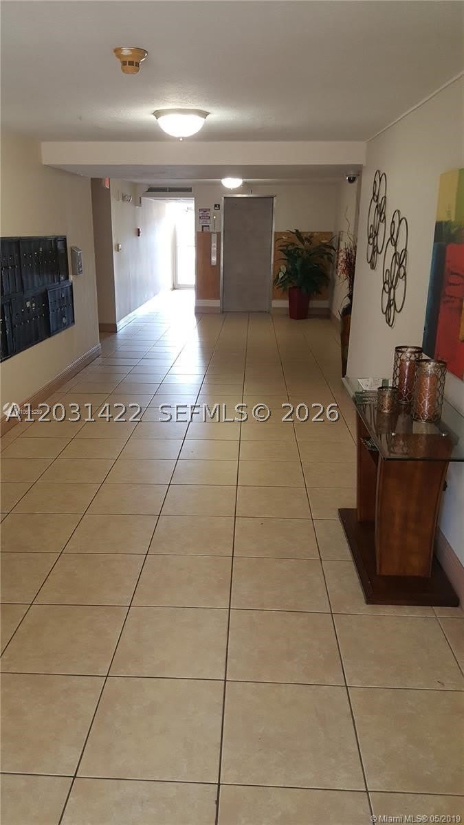 9310 Fontainebleau Blvd – photo 2