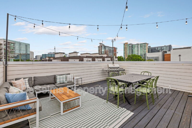 807 13th Avenue South – photo 1