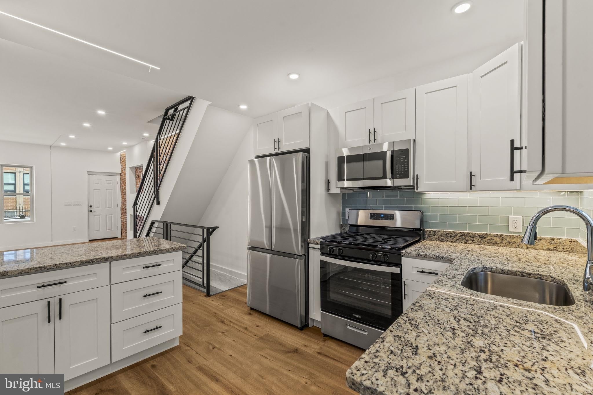 2514 S BANCROFT Street – photo 5