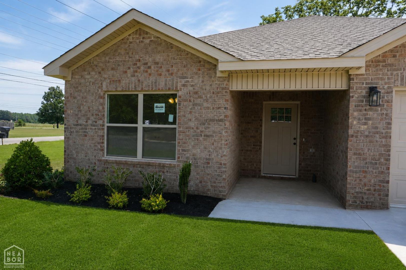 Luxury 3BR/2BA Rental Home – photo 3
