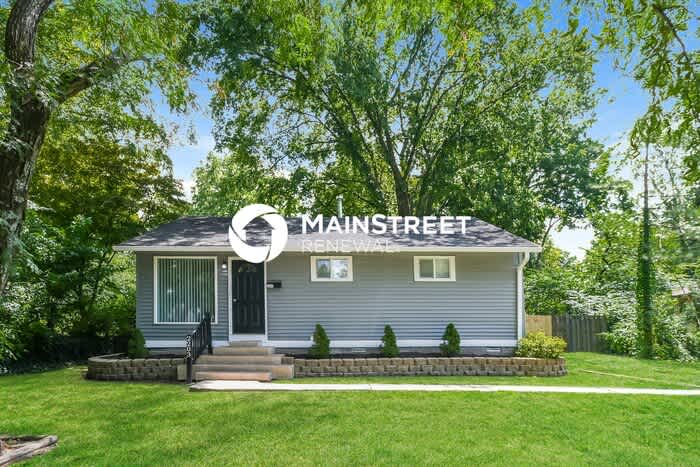 2203 East 67th Street – photo 1