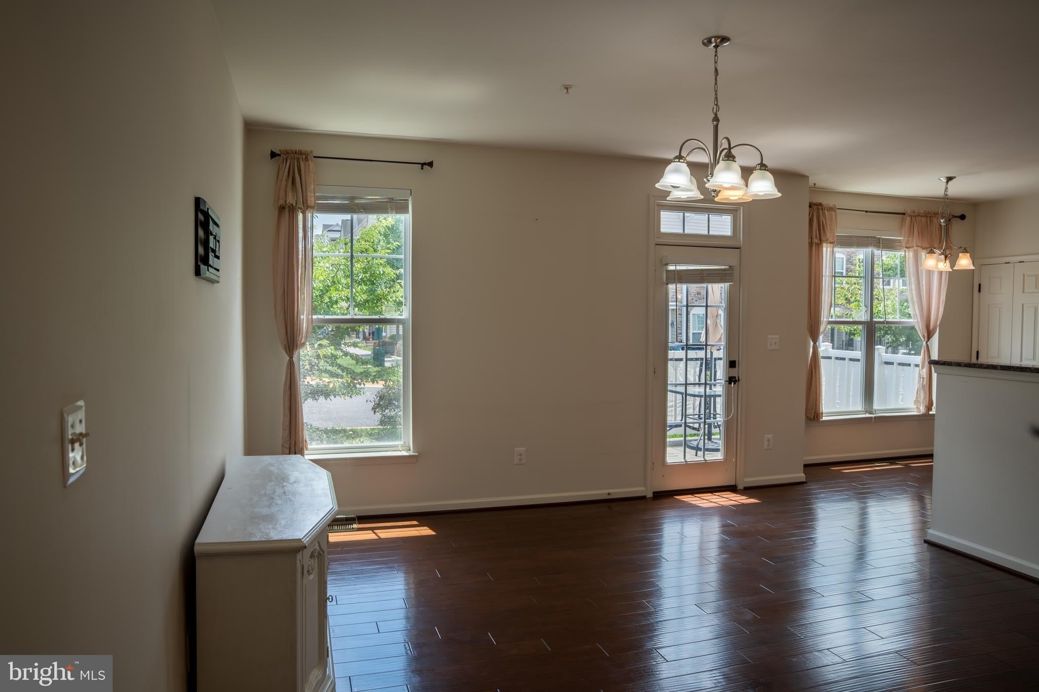 42243 Canary Grass Square – photo 5