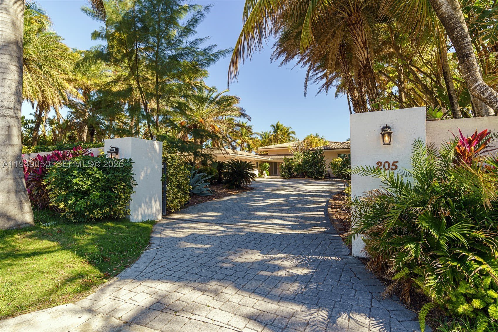 205 Ocean Blvd – photo 2