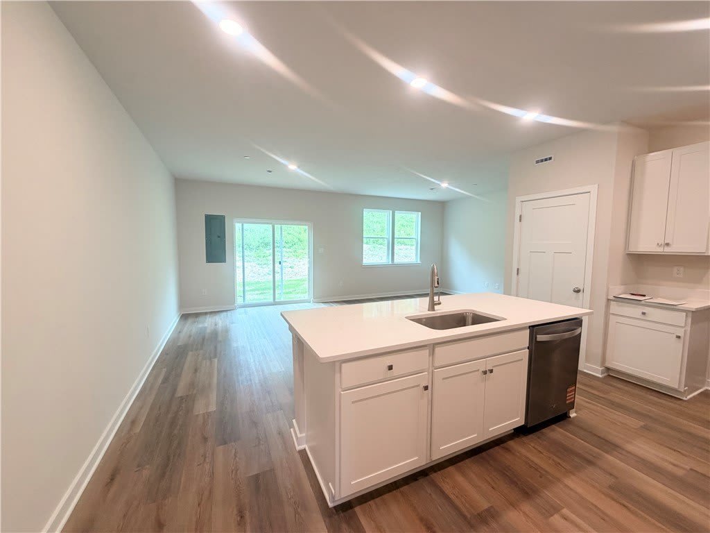 143 scotland ln – photo 3