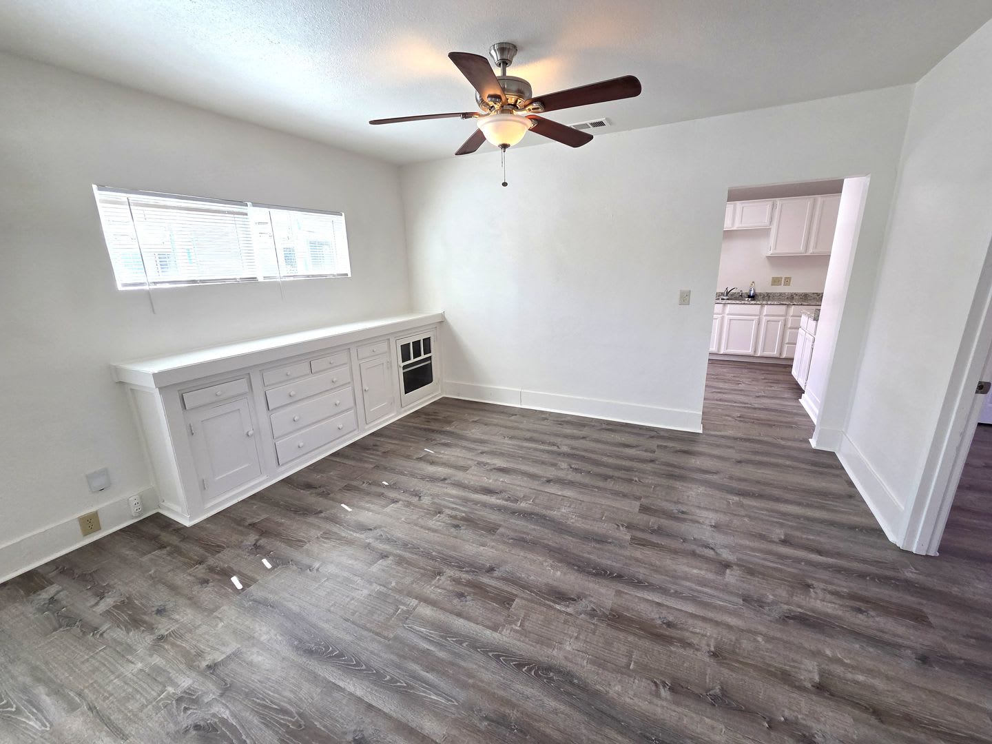 Immaculate 4 Bedroom 2 Bath Home – photo 3