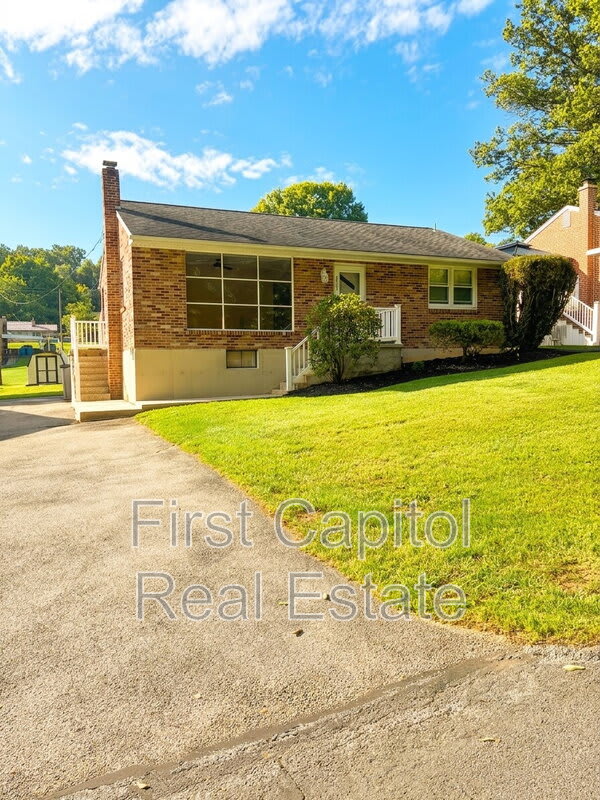755 York Street – photo 3