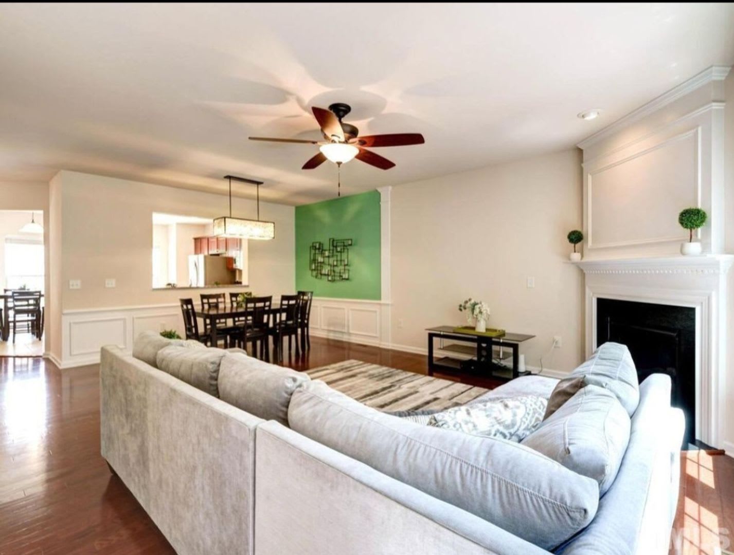 Room in 3 Bedroom Home at Macedonia Lake Dr – photo 3