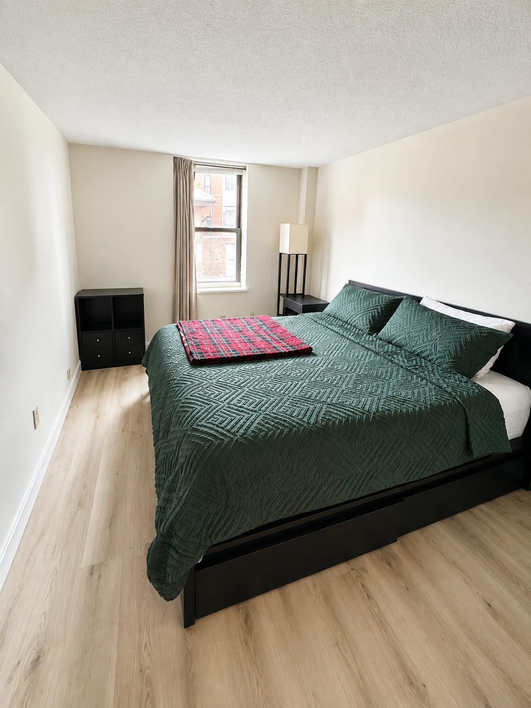 30 Rutland St – photo 3