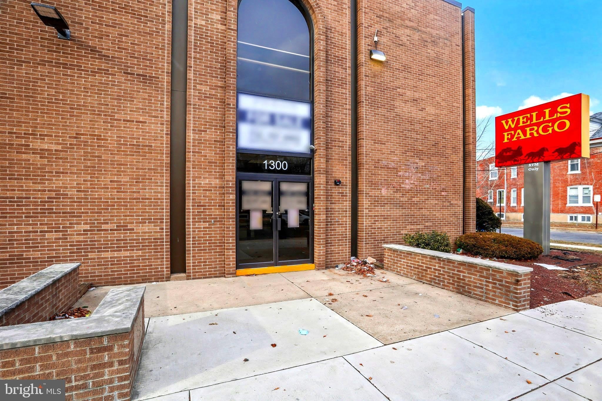 1300 HAMILTON Avenue – photo 3