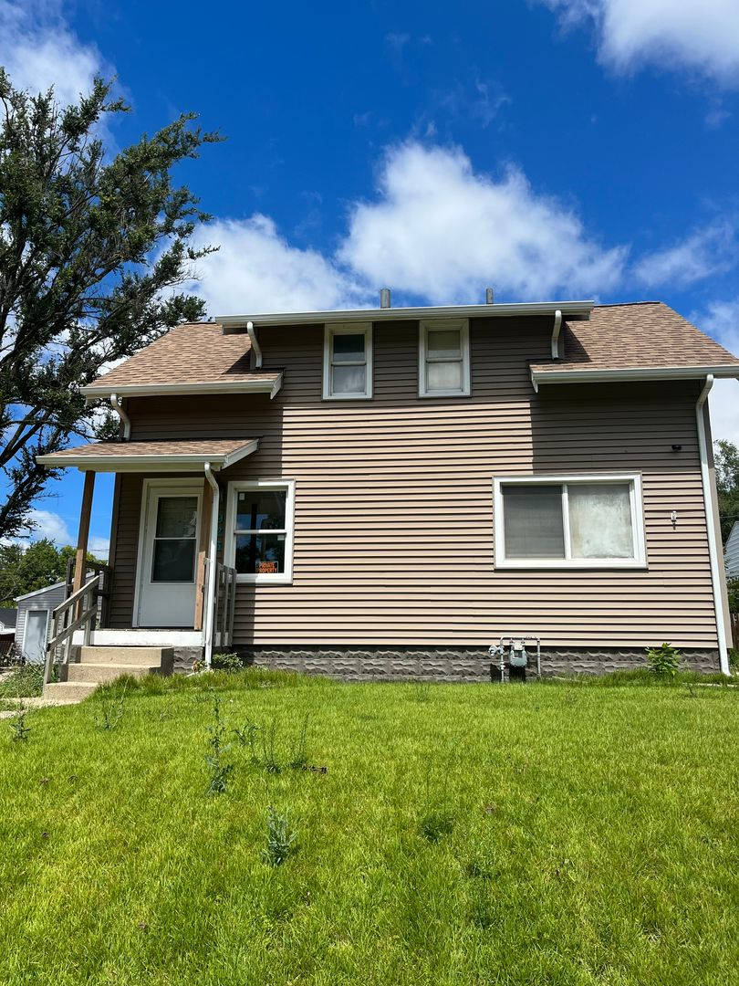 Two Bedroom 1 Bathroom House for Rent! – photo 1