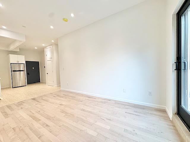 1327 Prospect Pl Apt 2B – photo 3