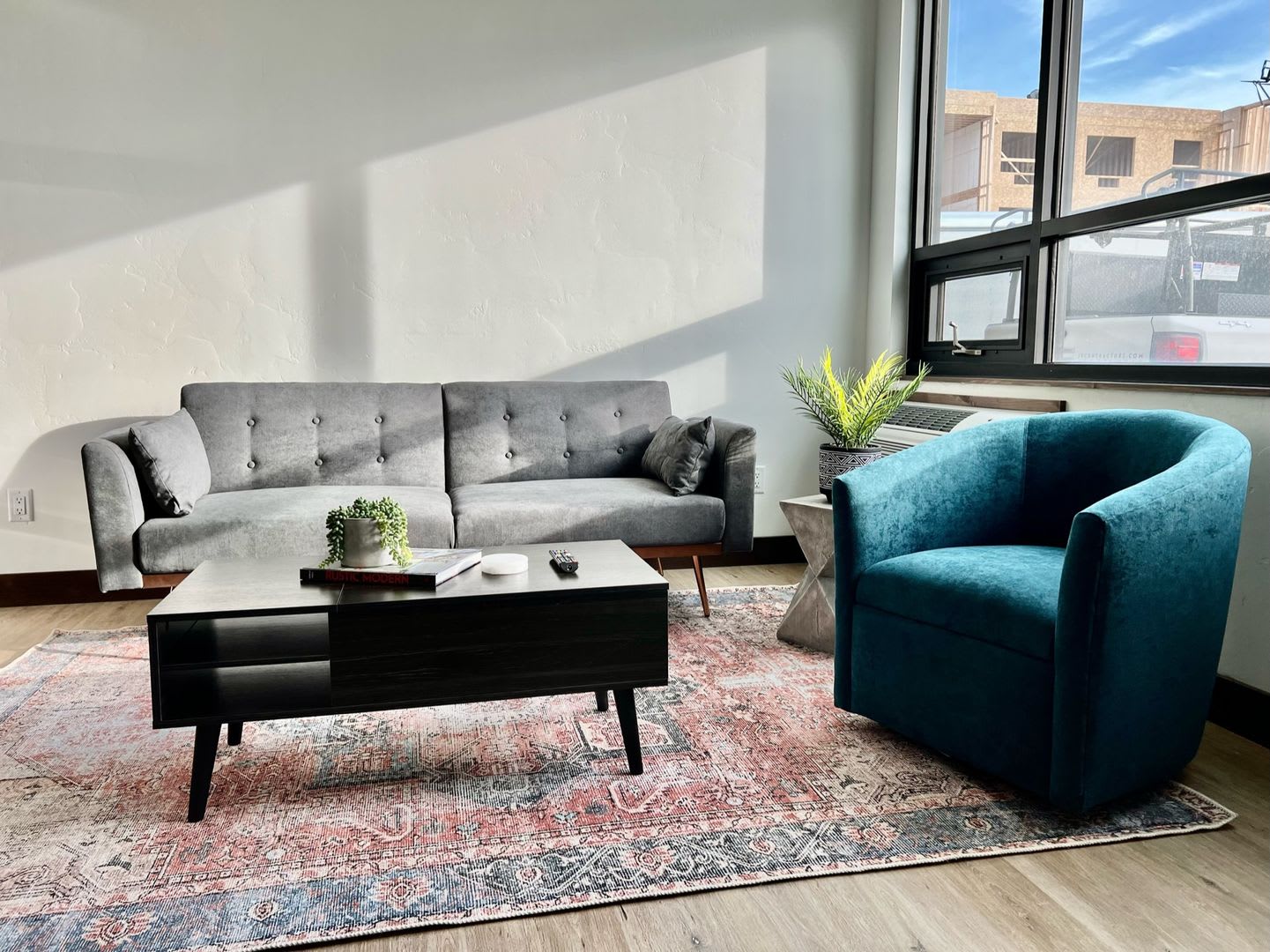510 Nucleus Ave. – photo 1