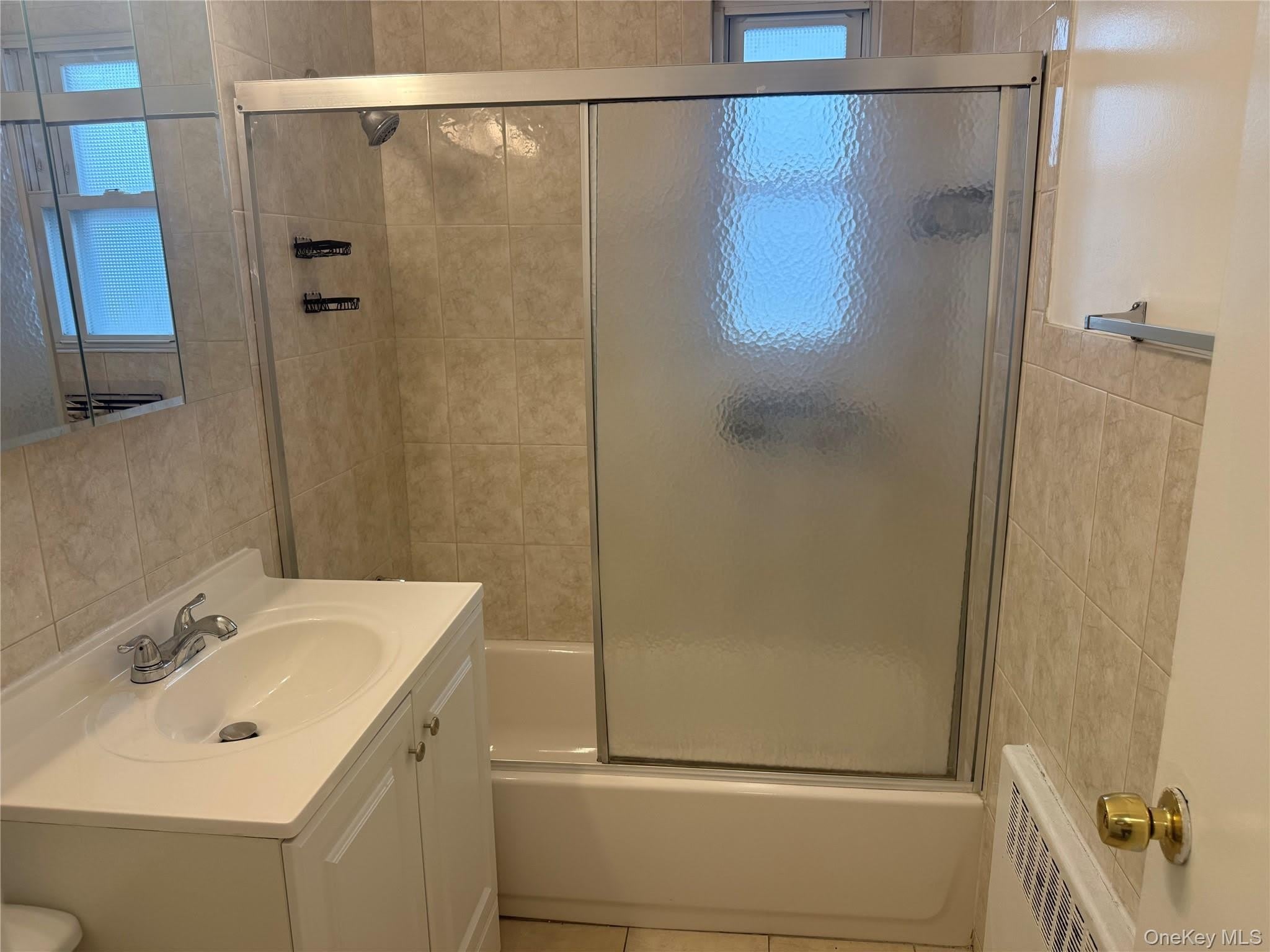 646 E Park Avenue – photo 5