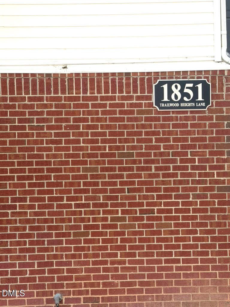 1851 Trailwood Heights Lane – photo 4