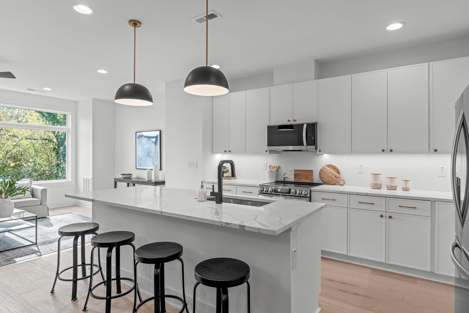 Offering Refundable Application Fees Luxurious New Construction End Unit 4Bd 4Ba Downtown Raleigh Townhome With Rooftop Terrace – photo 3