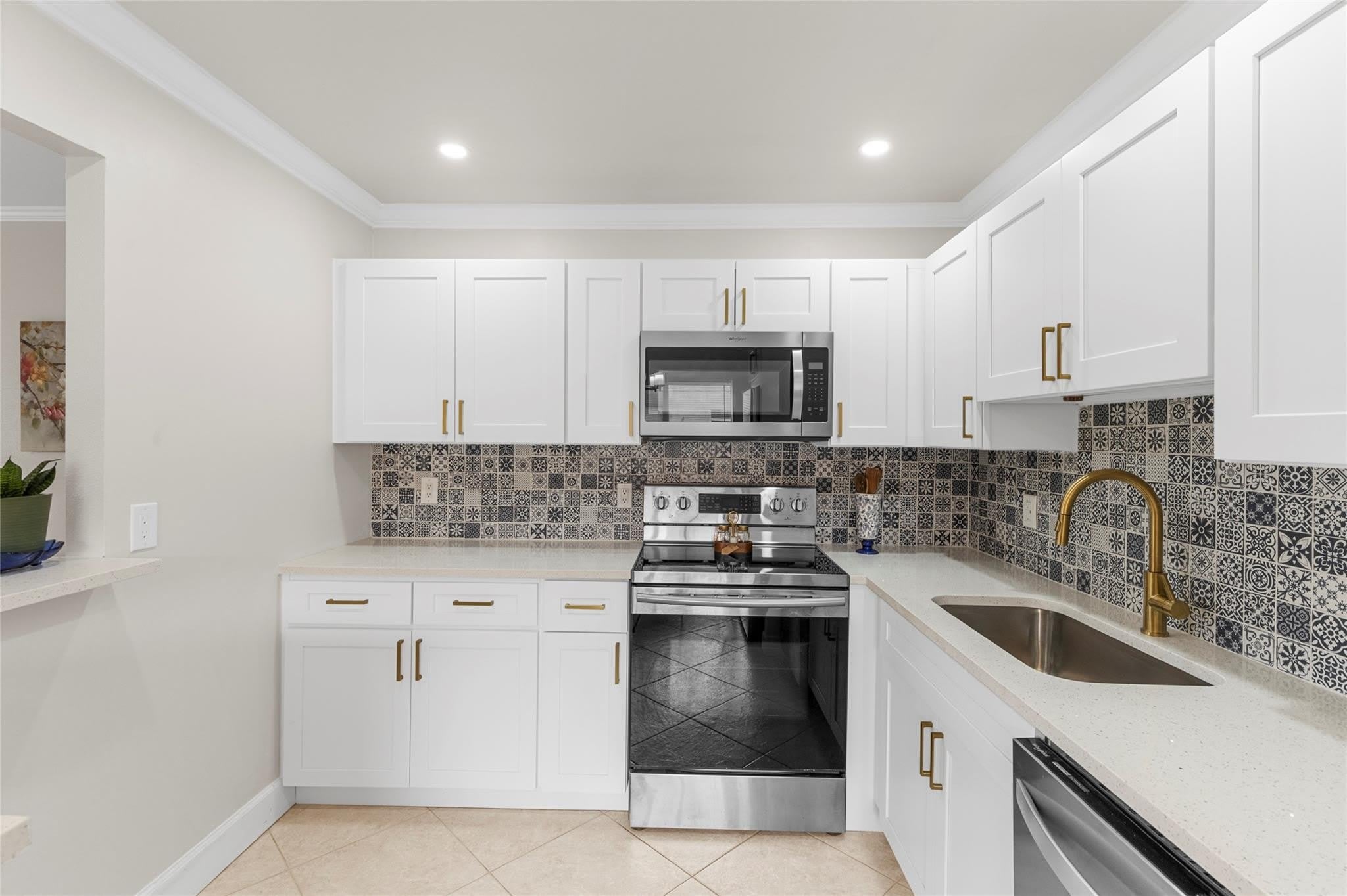 251 SEVILLE K – photo 3
