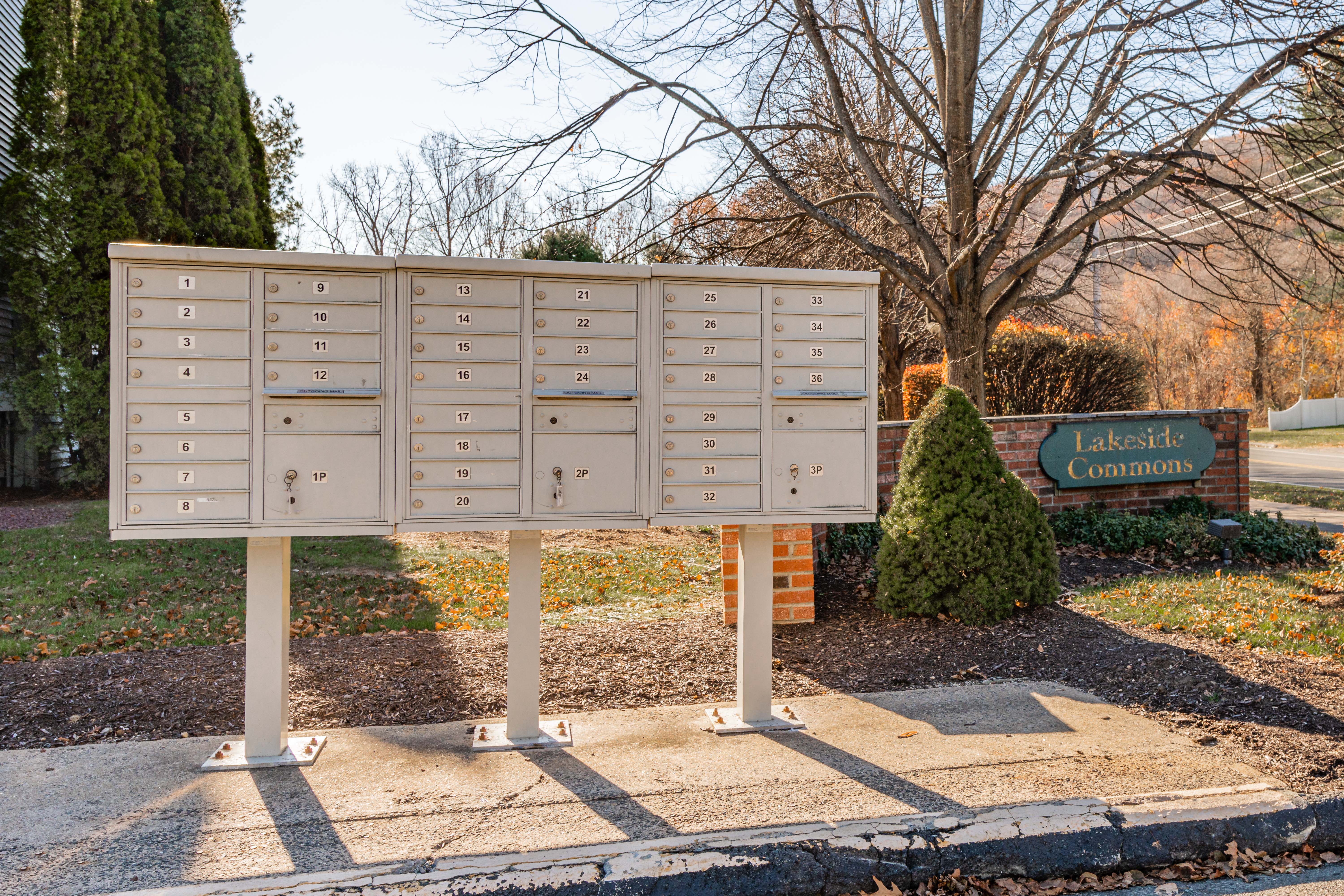 705 Lake Ave – photo 2