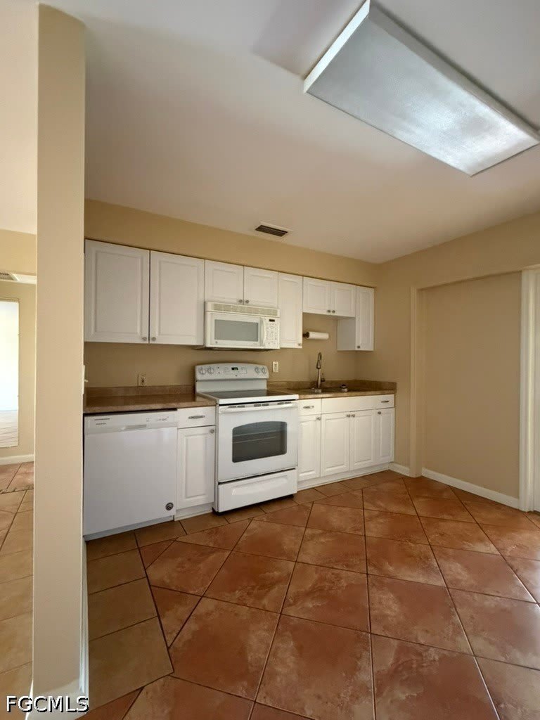 4924 Vincennes Street – photo 3