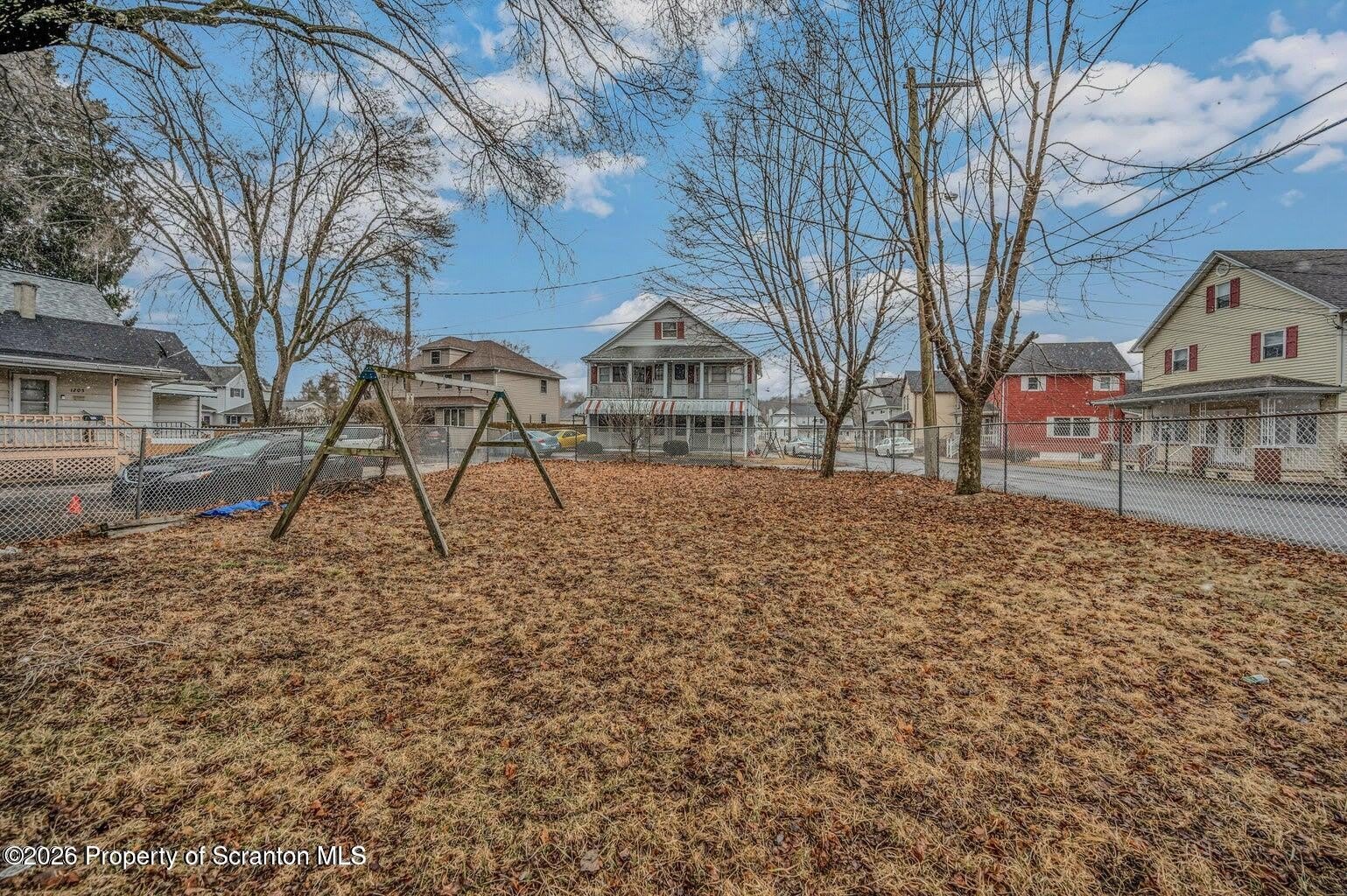 1200 Main Street – photo 4
