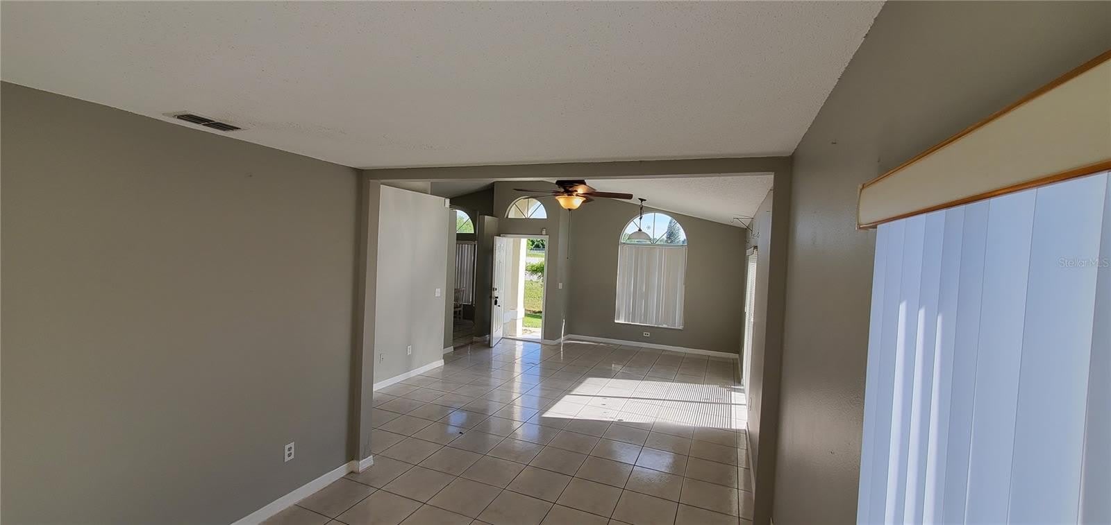 2370 HARBOR TOWN Drive – photo 3