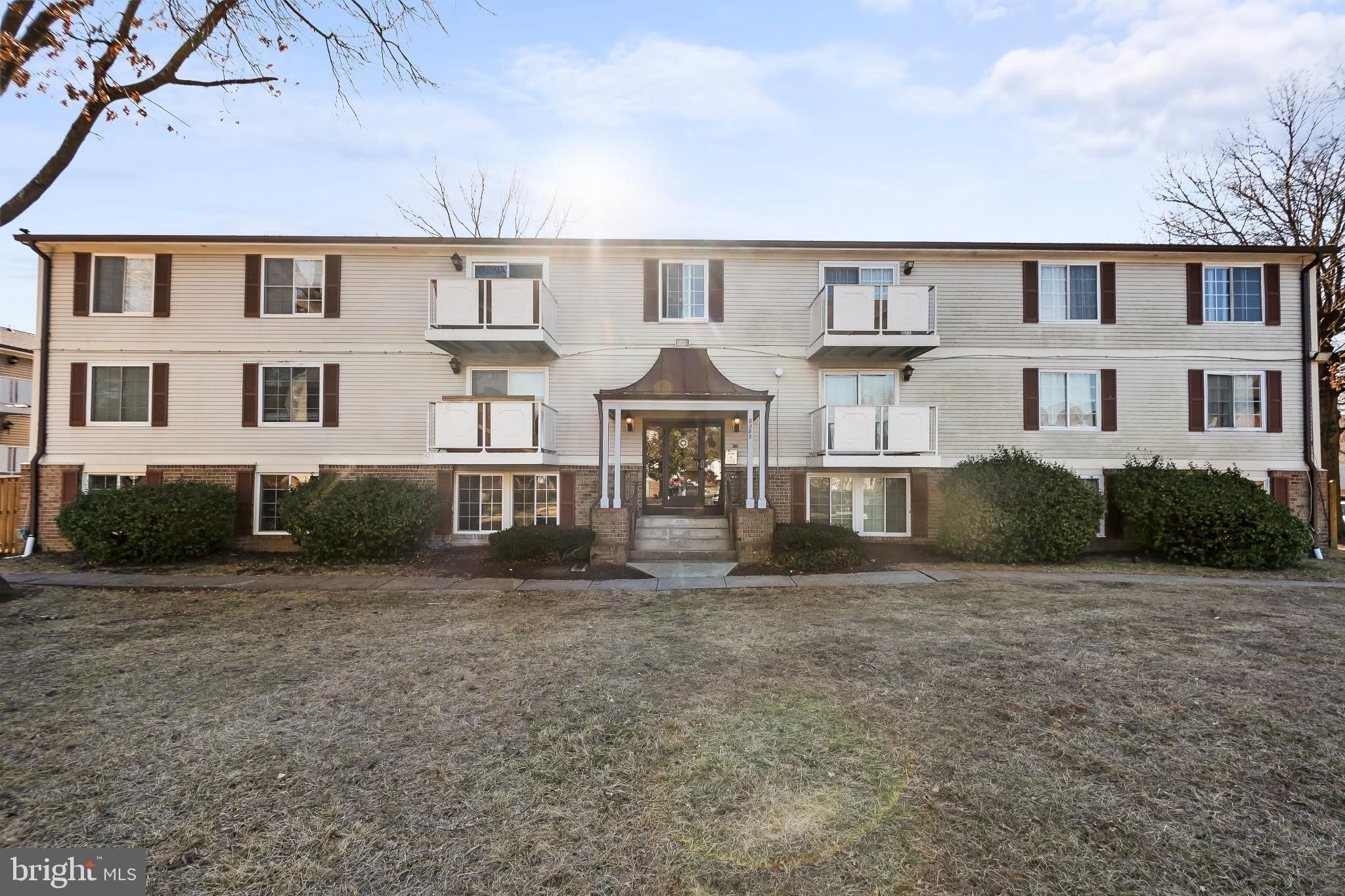 8385 BROCKHAM Drive – photo 3