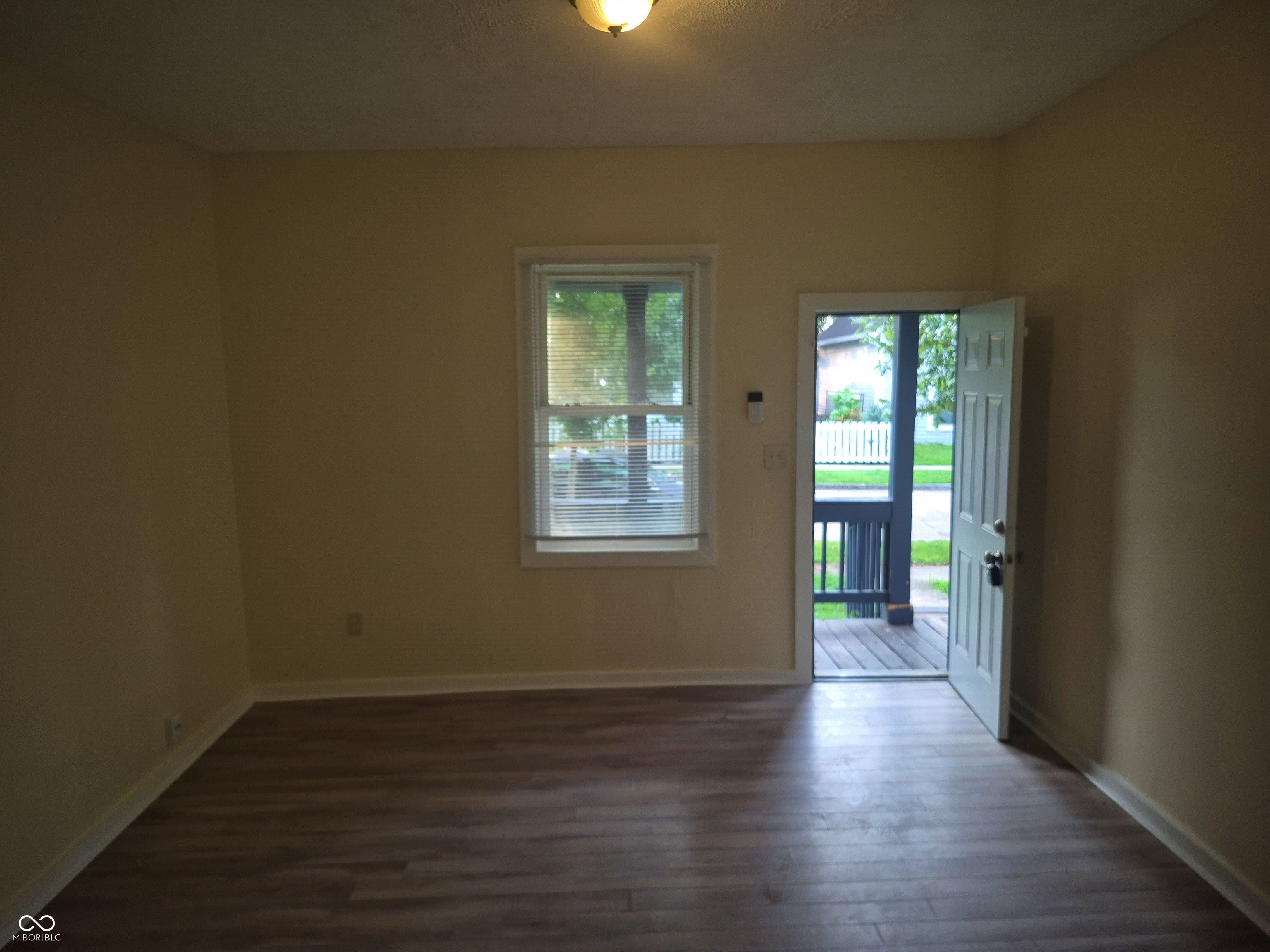 328 N Elder Avenue – photo 4
