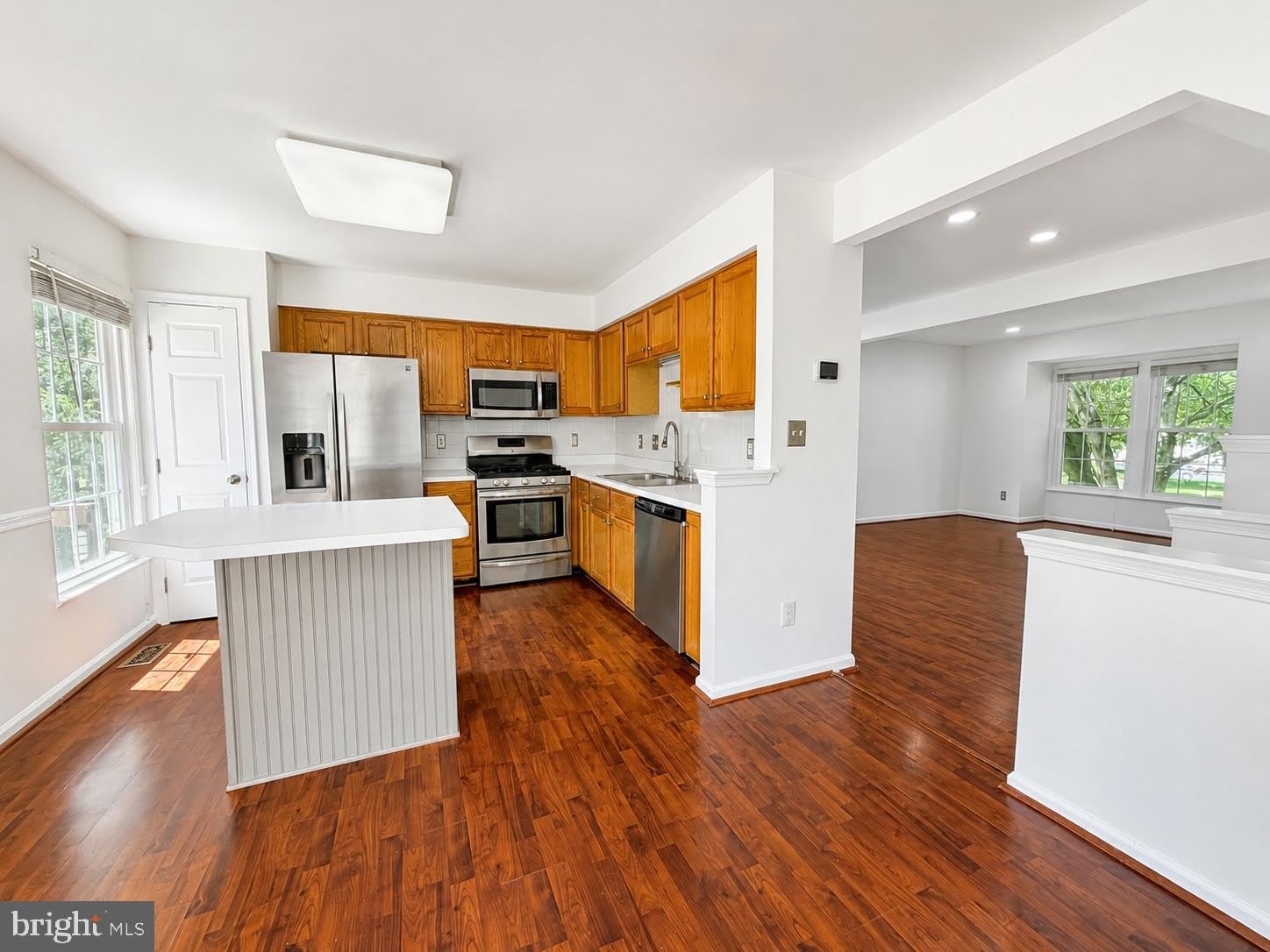 8268 VERMONT Place – photo 4