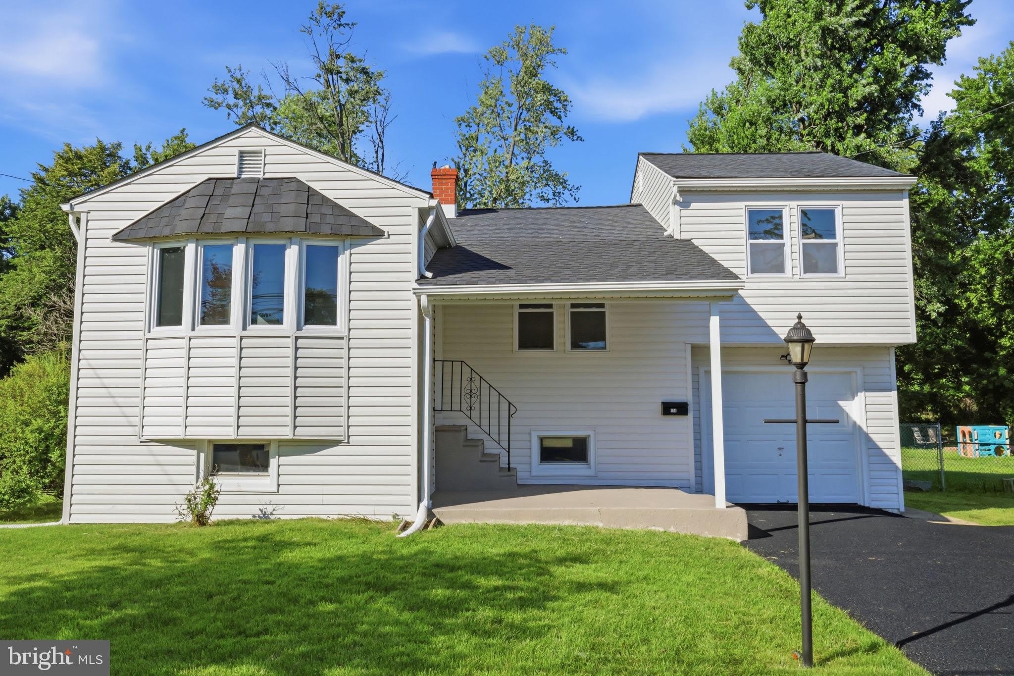 110 ELMWOOD Avenue – photo 2