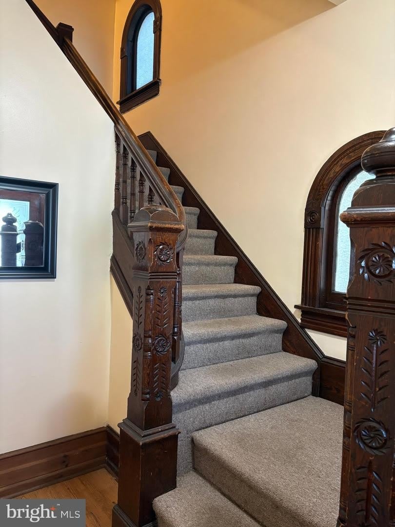 330 BROAD ST #2R – photo 3