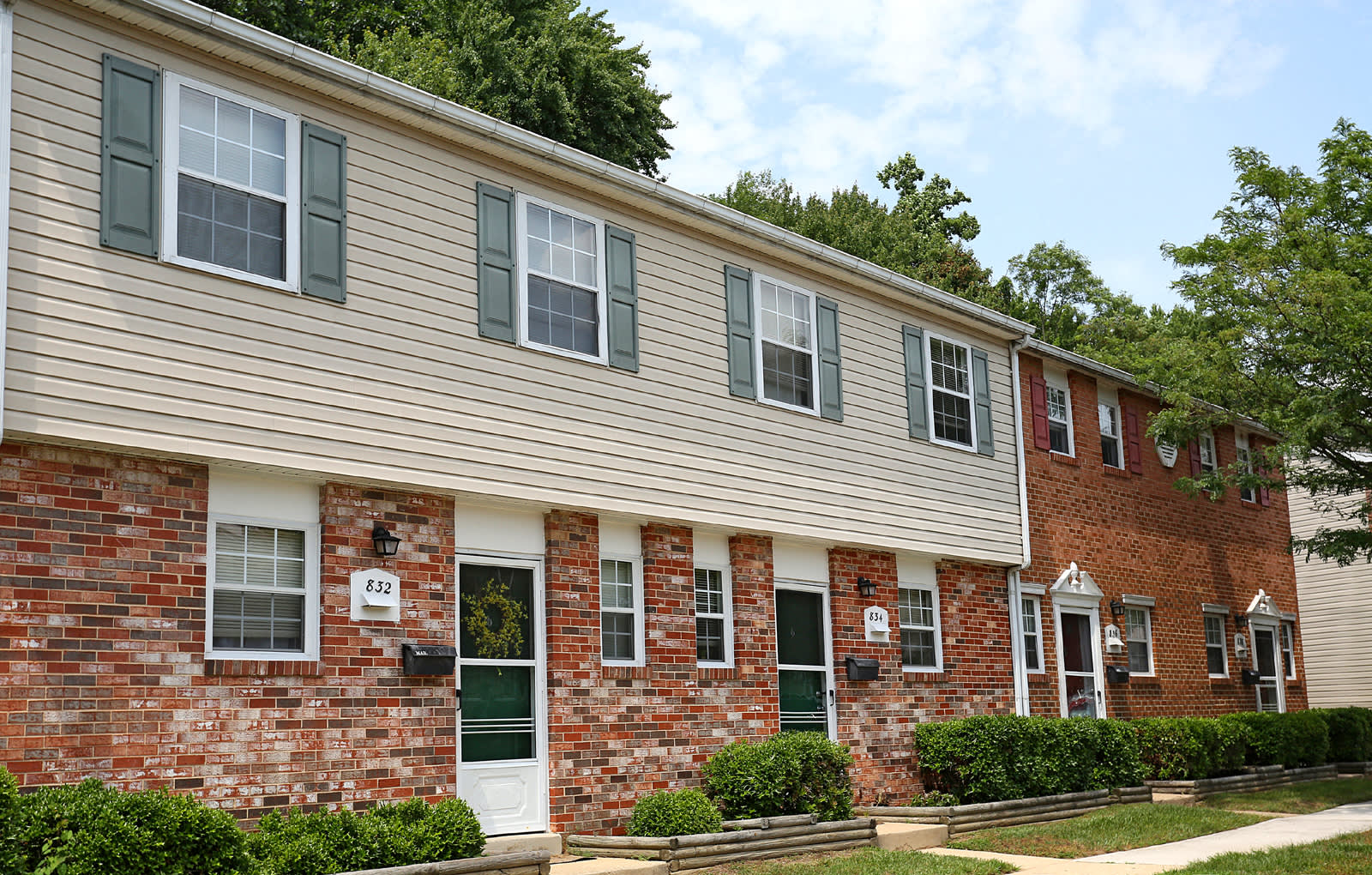 Seven Oaks Townhomes – photo 1
