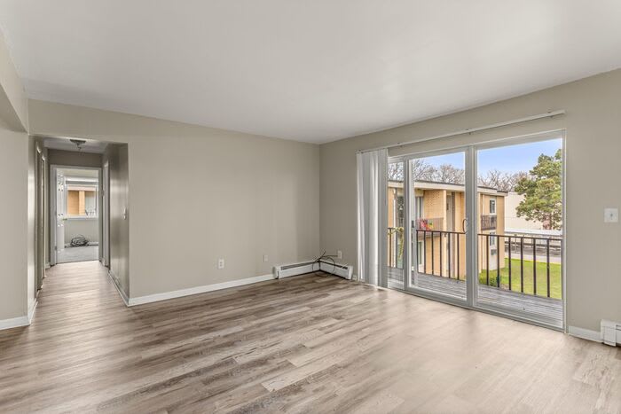 21850 Coolidge Highway – photo 3