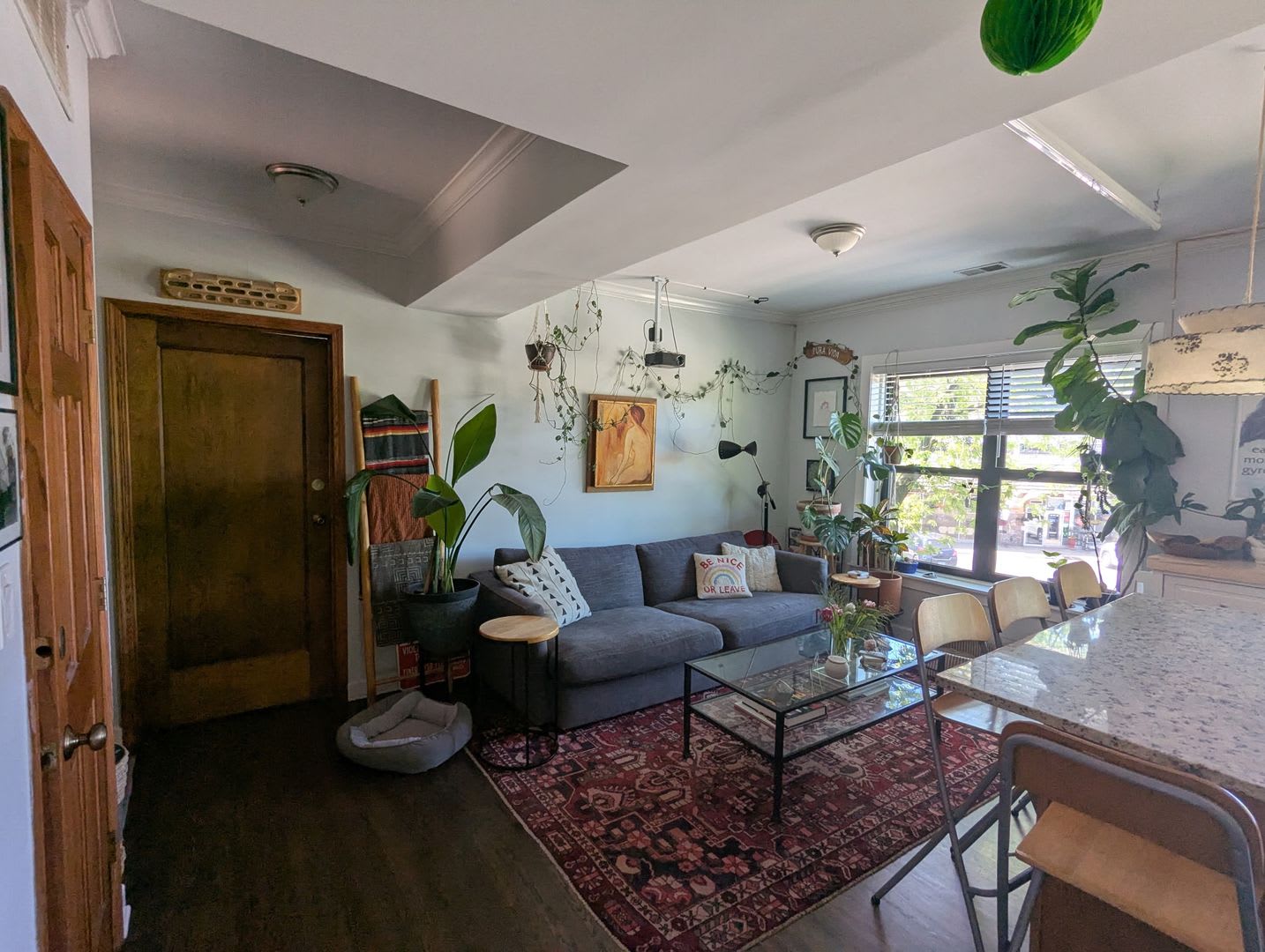 1447 W Jarvis Ave – photo 2