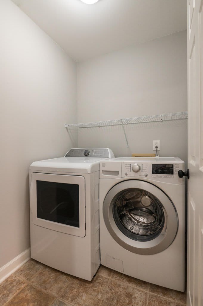 315 McBrien Rd – photo 5
