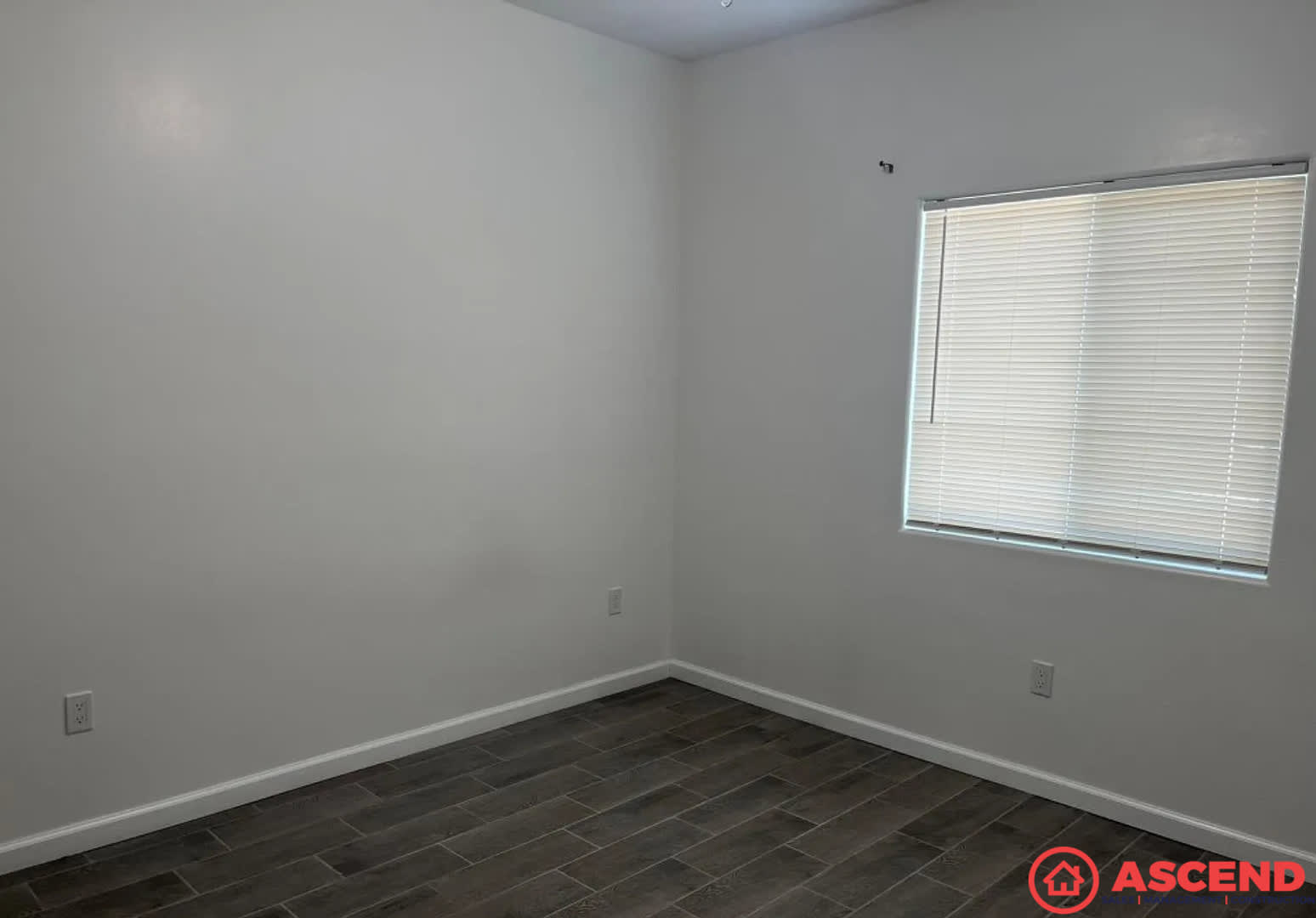 Comfortable 3BD/2BA Home in Bakersfield's 93304 — Water Included, No Pets! – photo 4