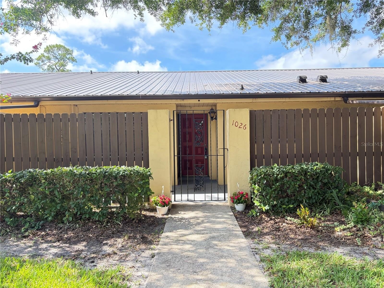 1026 MEDINAH Drive – photo 1