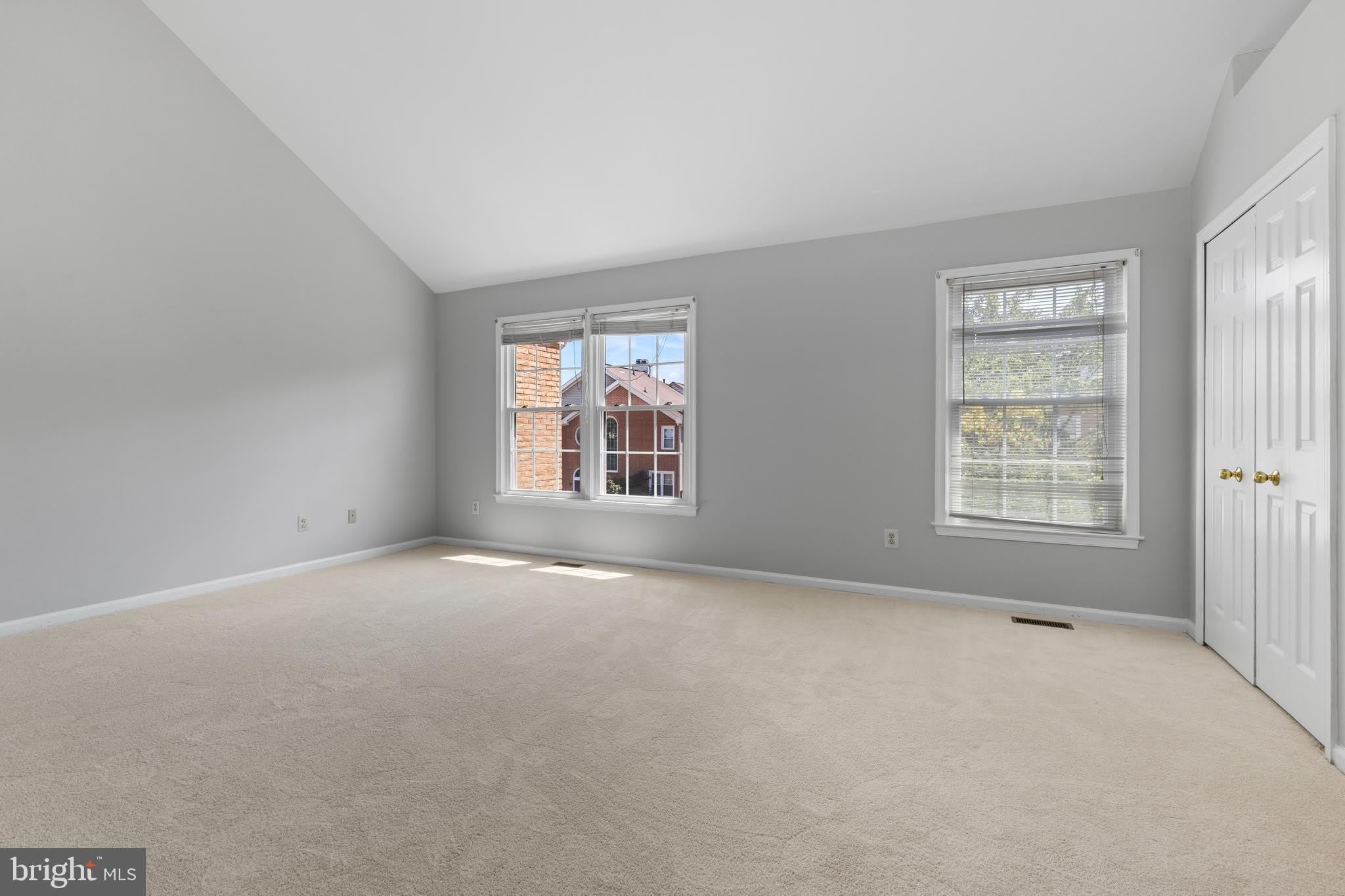5142 WOODFORD Drive – photo 4