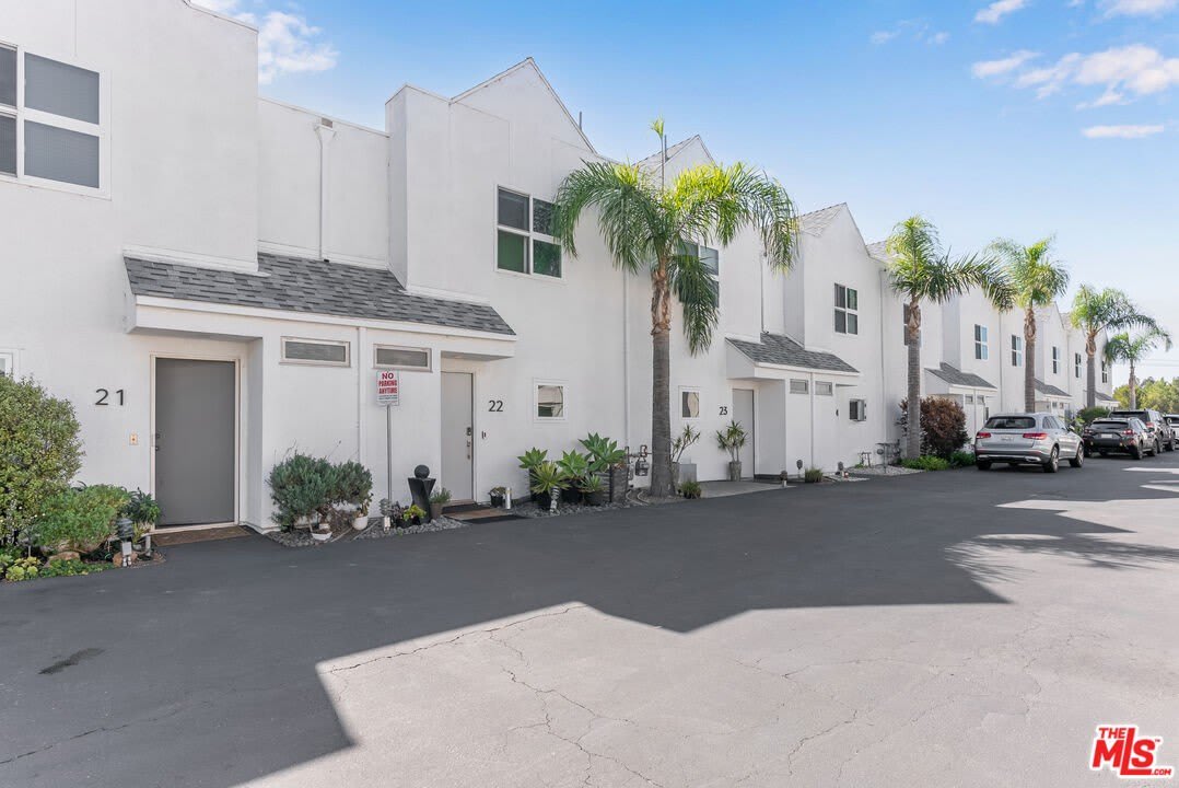 28711 Pacific Coast Hwy – photo 3