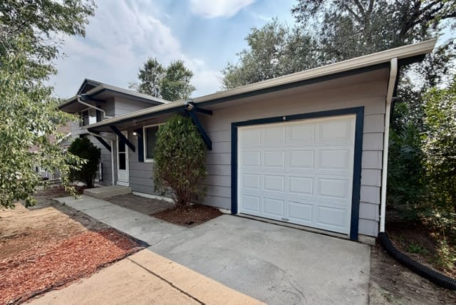 2236 Fernwood Drive – photo 2
