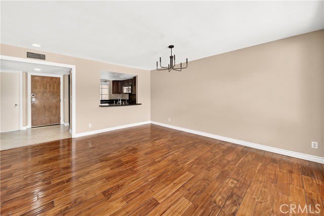 1234 Granville Avenue – photo 5