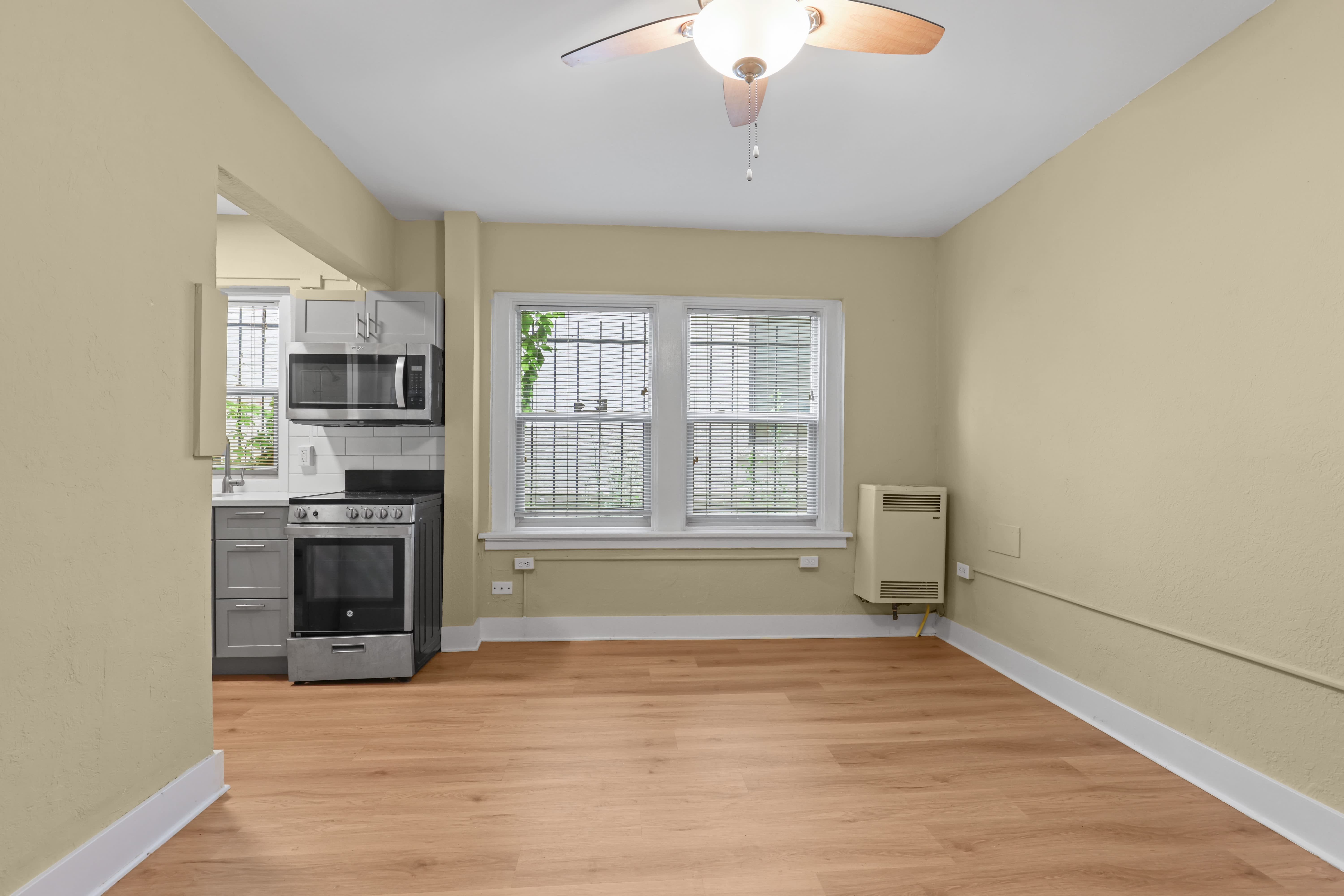 1236 Marion – photo 4